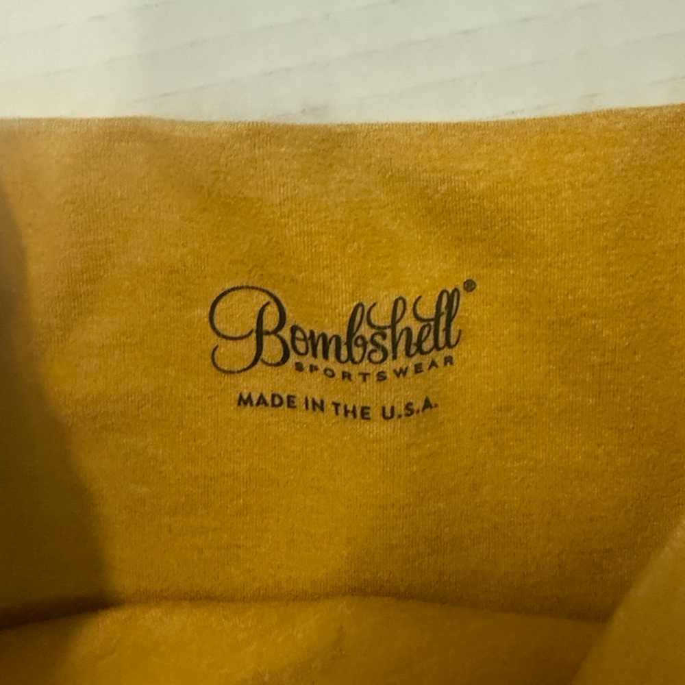 Bombshell Sportswear yellow Athletic Shorts Set - Picture 4 of 5